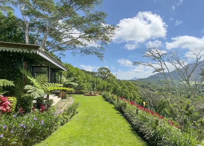 Green Cottage Chamarel