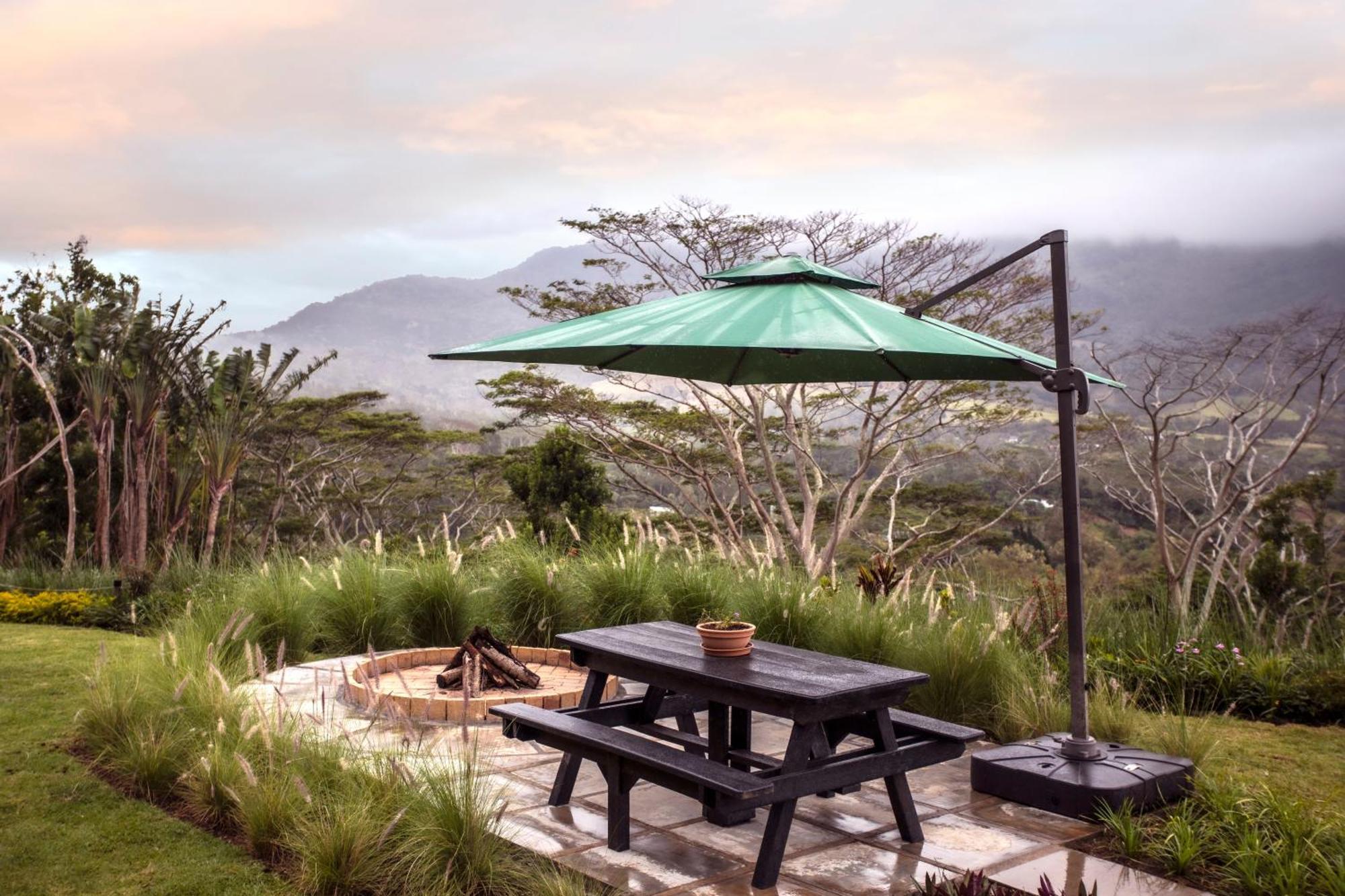 Green Cottage Chamarel Lodge *